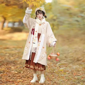 Династията Сун Елегантен цвят клен Бродерия Снежен заек Топло рокля Hanfu Женски костюм за тежката индустрия празнична рокля в навечерието на Коледа