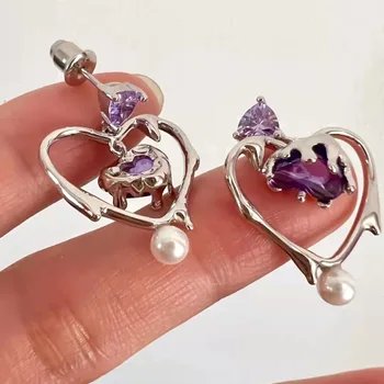 Малък дизайн, красиви обеци с лилави скъпоценния камък, дамски обеци с хладен темперамент, модни обеци с кухи персиковым сърце